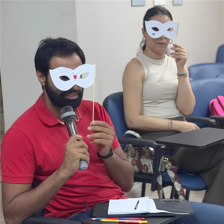 Atelier avec des masques